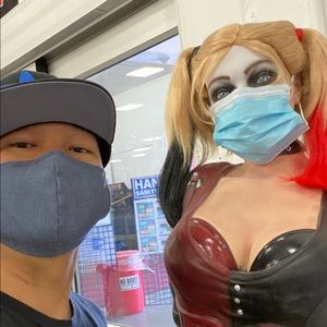 Meet your Posher, Robin